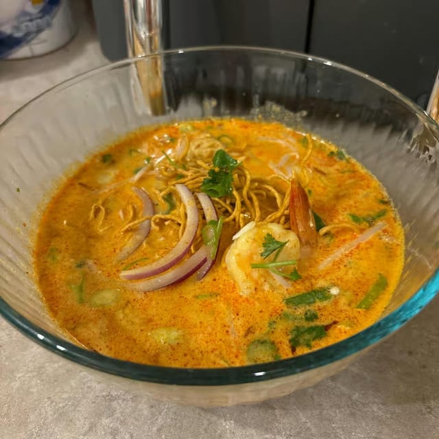 Curry Noodles (Khao Sol).